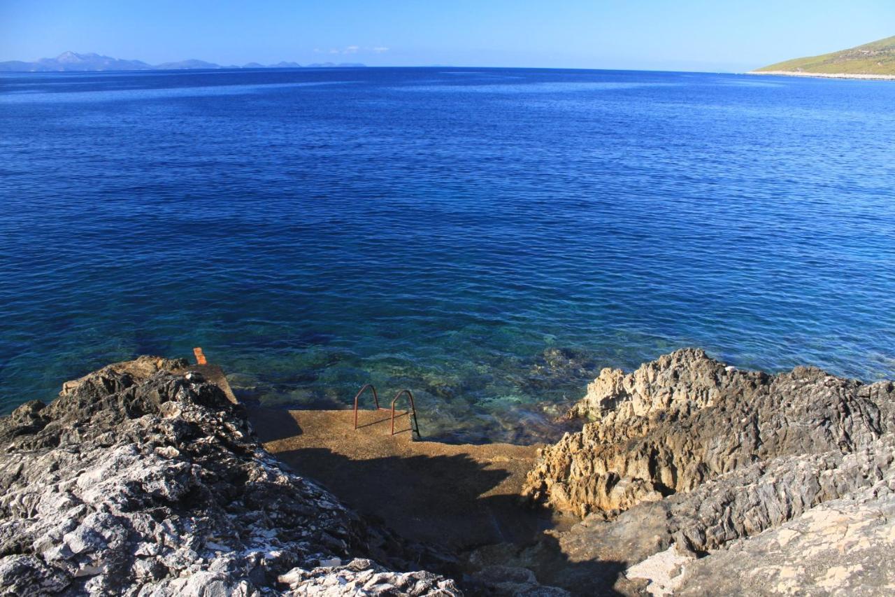 Apartments By The Sea Zavalatica, Korcula - 9137 Exterior foto