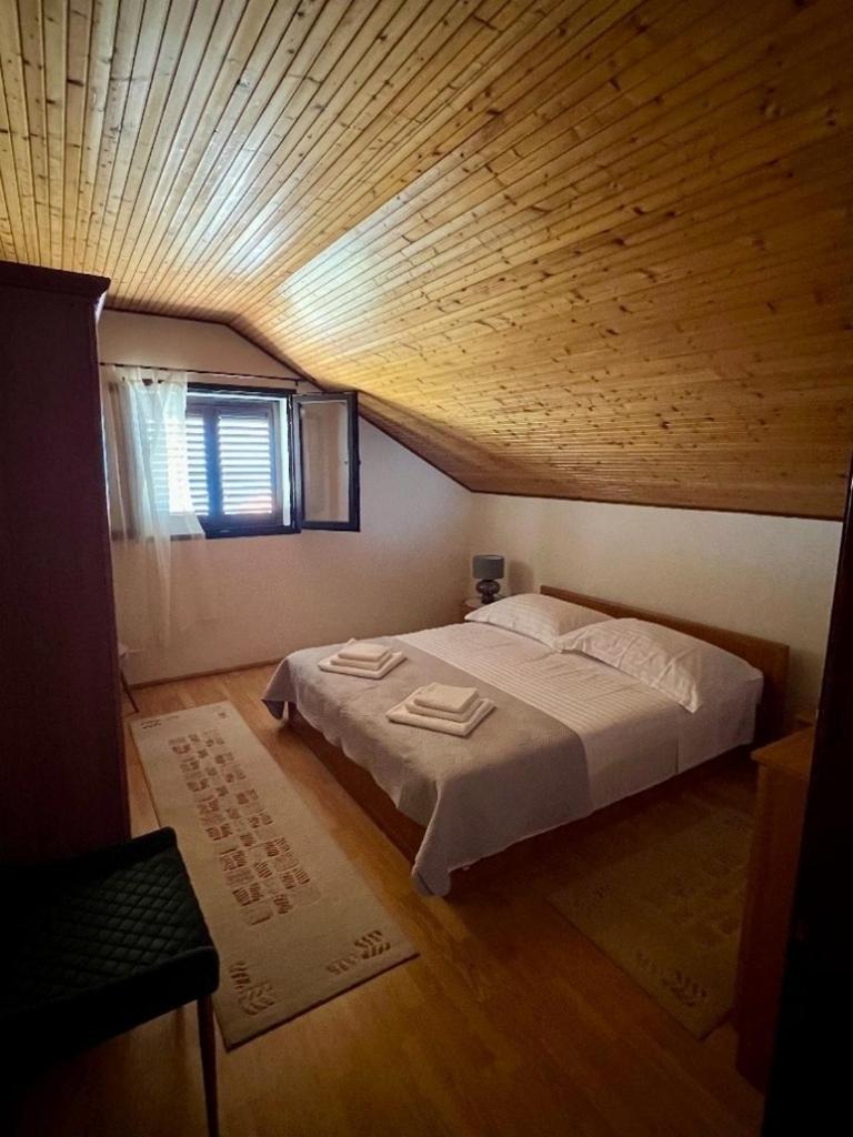 Apartments By The Sea Zavalatica, Korcula - 9137 Exterior foto