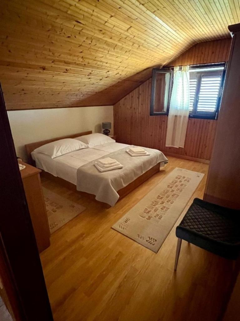 Apartments By The Sea Zavalatica, Korcula - 9137 Exterior foto
